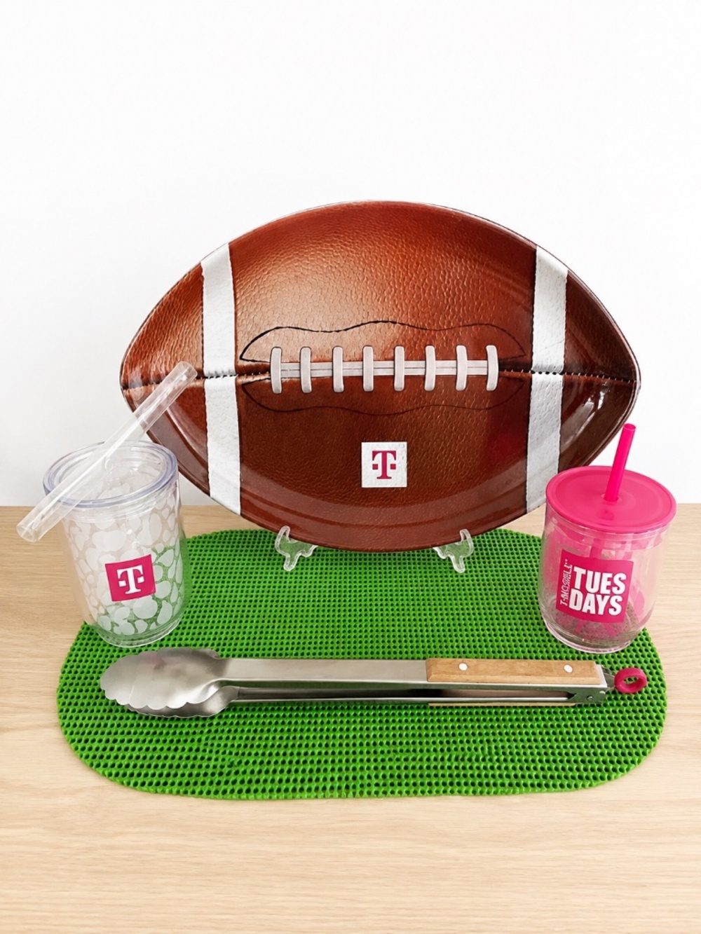 T-Mobile 4 Pc Game Day Set Football Tray Tumblers Serving Tongs